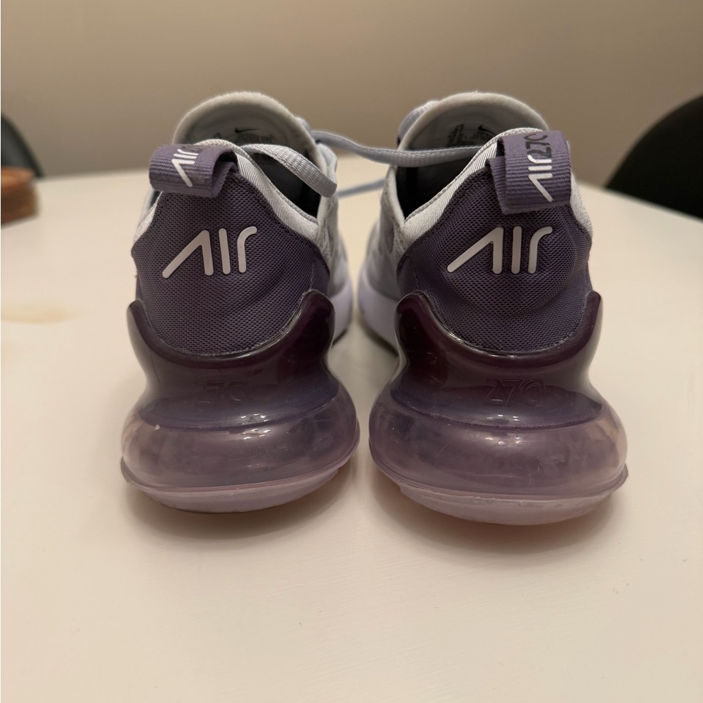 Nike Women's Air Max 270 - Light Gray & Purple - Picture 4 of 4